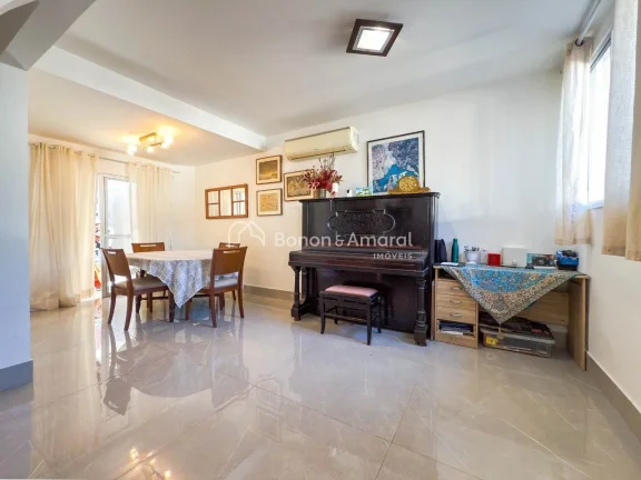 Imagem Esta charmosa casa, totalmente planejada e recém reformada, oferece conforto e praticidade para tod...