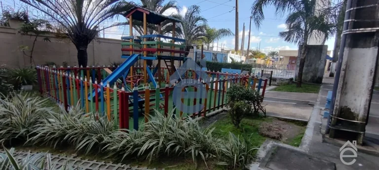 Imagem Apartamento à venda no Antares, com 2/4, moveis planejados e área de lazer com p