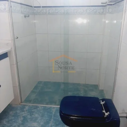 Imagem Apartamento com 90m², dispõe de 2 dormitórios, 2 banheiros, sala para dois ambientes, cozinha com...