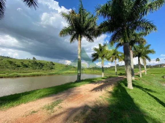 Imagem Fazenda Á Venda em Atibaia Completa de 21,5 Alqueires