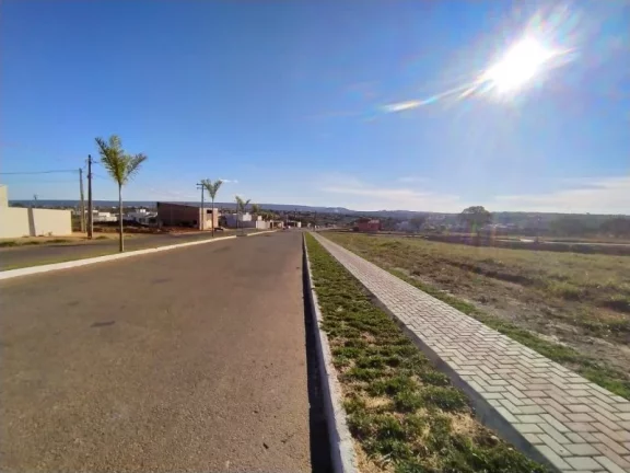 Imagem Lotes Comerciais Parcelados em Avenida Pronta Para o Comércio em Caldas Novas