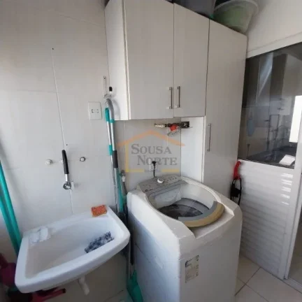 Imagem Apartamento reformado, 3 dormitórios, com armários, sala 2 ambientes, sacada, cozinha americana pl...