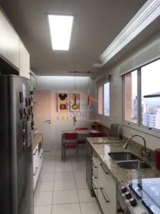 Imagem Apartamento 170m², 4 dormitórios sendo 2 suites, cozinha, dormitórios e banheiro com armários, v...