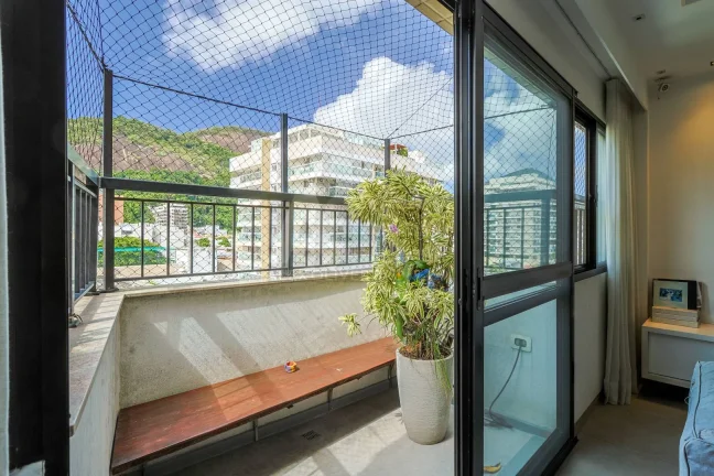 Imagem Cobertura à venda em Botafogo, 4 quartos, 235m2, 1vaga, Rua São Miguel.