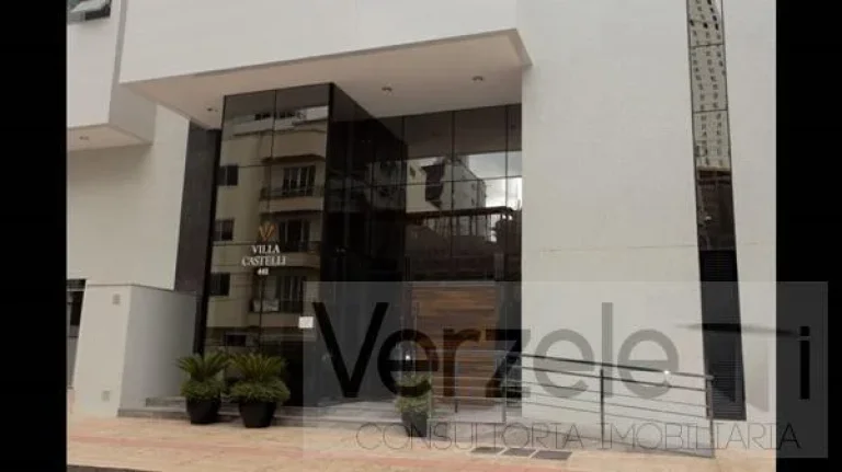 Imagem Apartamento 4 ou + dormitórios para Venda em Balneário Camboriú / SC no bairro Centro