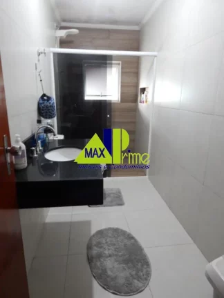 Imagem Casa para locação em São Paulo-SP, Vila Domitila: 3 quartos, 1 suíte, 3 banheiros, 3 vagas de garagem!