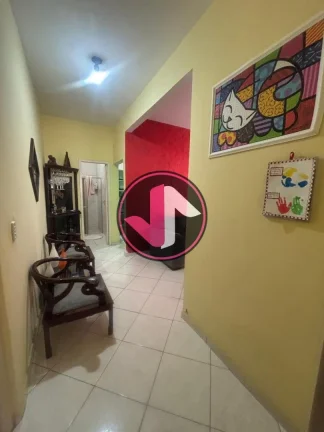 Imagem Casa Térrea à Venda  Centro Sul  Várzea Grande/MT Imóvel espaçoso, ideal para quem busca co...