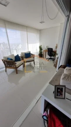Imagem Apartamento com 134m², 3 dormitórios, sendo 3 suítes. Sala e varanda com piso nivelado, todo em p...