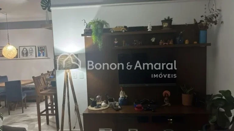 Imagem Esta charmosa casa térrea, com 104 m² de área construída, foi totalmente reformada para proporci...