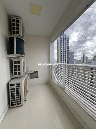 Imagem Apartamento mobiliado á venda com 3 suítes, 2 vagas de garagem localizado em Balneário Camboriú