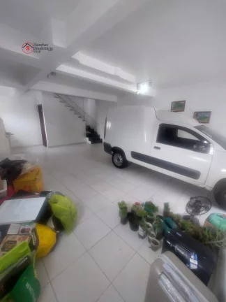 Imagem SOBRADO A VENDA PRÓXIMO AO SHOPPING ANÁLIA FRANCO. 3 DORMITÓRIOS, SENDO 1 SUÍTE COM VARANDA E HIDROMASSAGEM. 4 VAGAS DE GARAGEM.