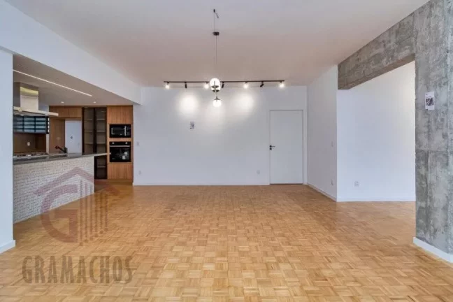 Imagem Apartamento à Venda 220m² | 3 Dormitórios + 2 Vagas | Rua Haddock Lobo