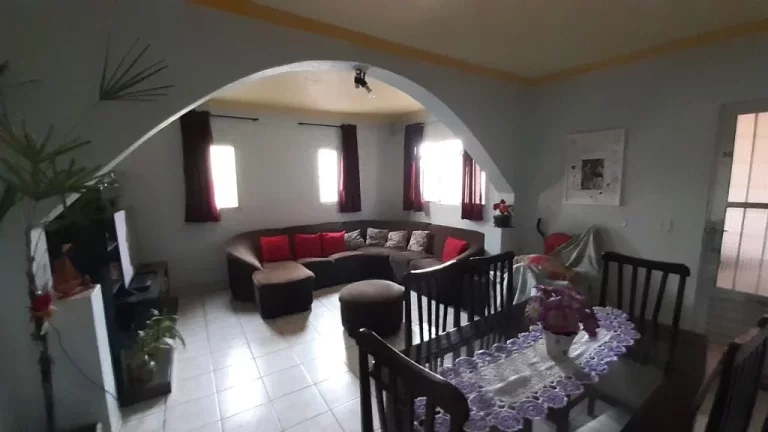 Imagem Casa com 3 dormitórios à venda, 219 m² por R$ 620.000,00 - Vila Romana - Poá/SP