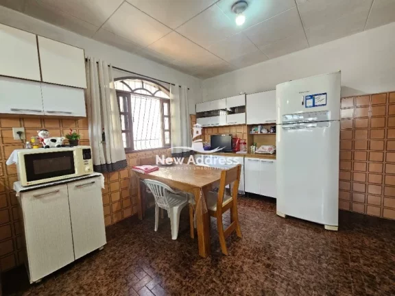 Imagem Casa com 3 Quartos à venda em Jardim América - Cariacica/ES