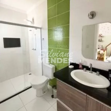 Imagem Maravilhoso Sobrado com 248 m² com 4 dorms no Cond. Jardim Portugal