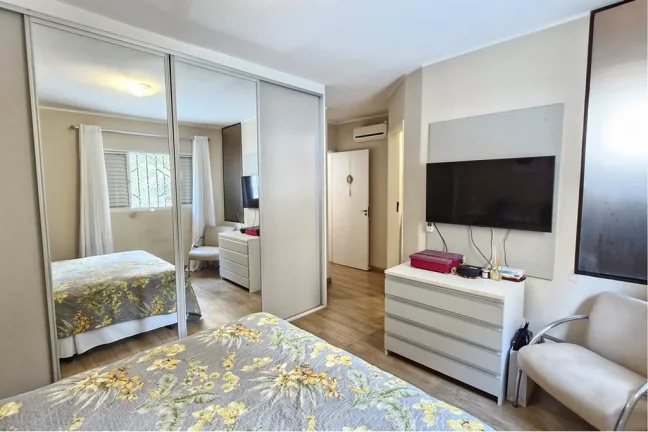 Imagem CASA RESIDENCIAL em São Paulo - SP, Jardim das Acácias