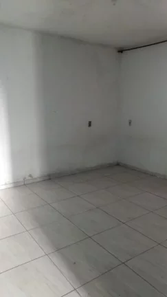 Imagem Casa com 3 dormitórios à venda, 180 m² por R$ 300.000,00 - Jardim São Bernardino - Suzano/SP