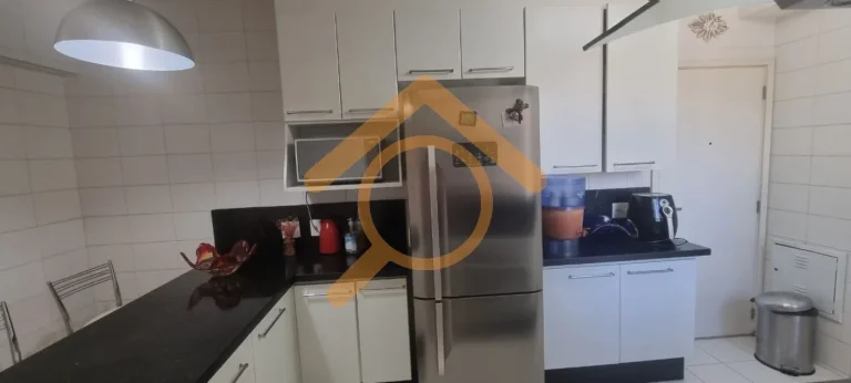Imagem Apartamento de luxo com 3 quartos e 2 suítes em Jurubatuba, São Paulo - 136m², 2 salas, 5 banheiros, 2 vagas.