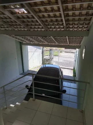 Imagem Geminado com 3 dormitórios sendo 1 suíte e 2 vagas - Floresta | Joinville/SC