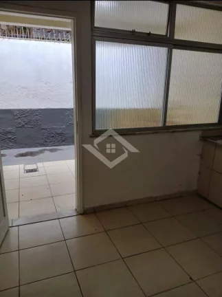Imagem Casa Duplex de 4 Quartos para locação no Bairro São Francisco, Niterói