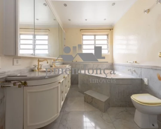 Imagem Apartamento a venda em Higienópolis com 4 quartos( 3 suites ) e 5 vagas, 517m²