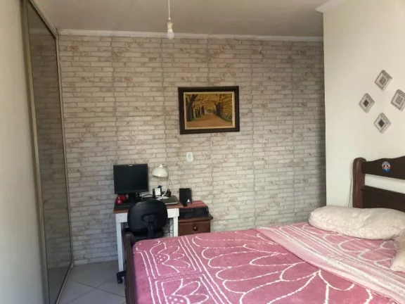 Imagem Sobrado com 3 dormitórios à venda, 181 m² por R$ 750.000,00 - Vila Áurea - Poá/SP