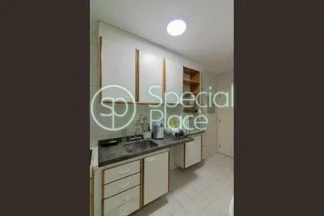 Imagem Moema Pássaros - Ótima localização Apartamento com bastante luz natural, dormitórios e cozinha ...