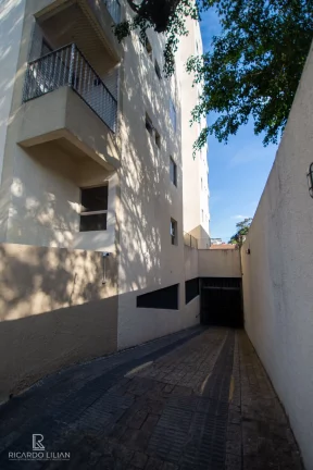 Imagem "Espaçosa cobertura duplex de 3 dormitórios e duas vagas de garagem: seu novo lar perto de tudo!"