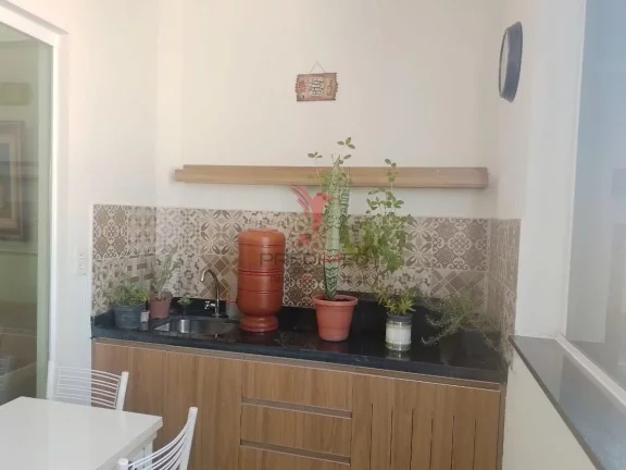 Imagem ...Oacute;timo apartamento com 2 quartos, um su...iacute;te, 01 banheiro social, cozinha, ...aacute;...