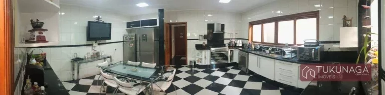 Imagem Sobrado com 3 dormitórios à venda, 430 m² por R$ 1.750.000,00 - Conjunto Residencial Santa Terezinha - São Paulo/SP