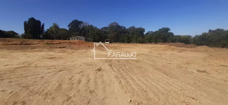 Imagem Área industrial com localização privilegiada, infraestrutura completa e potencial de crescimento