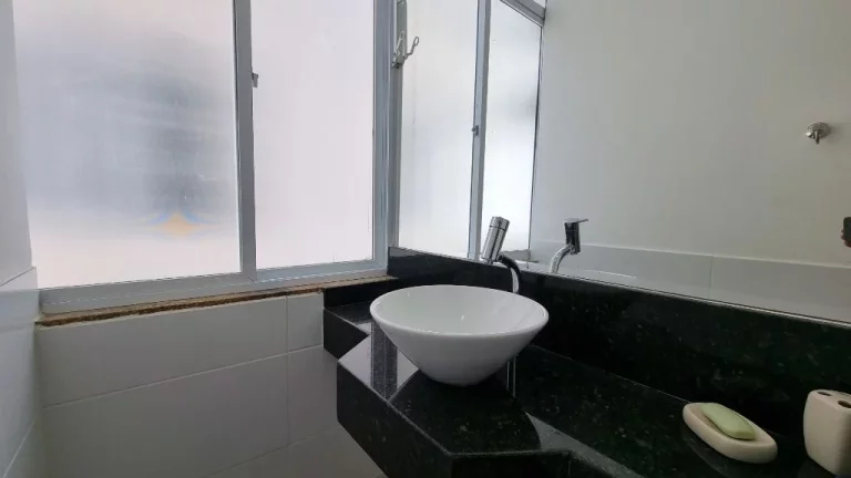 Imagem Apartamento com 3 dormitórios à venda, 90 m² - Pitangueiras - Guarujá/SP