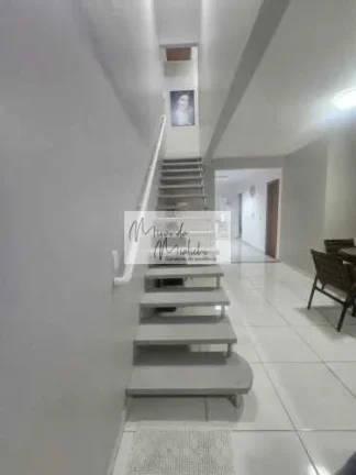 Imagem Sobrado à venda no bairro Ingleses do Rio Vermelho - Florianópolis/SC