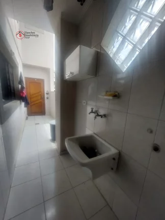Imagem SOBRADO A VENDA PRÓXIMO AO SHOPPING ANÁLIA FRANCO. 3 DORMITÓRIOS, SENDO 1 SUÍTE COM VARANDA E HIDROMASSAGEM. 4 VAGAS DE GARAGEM.