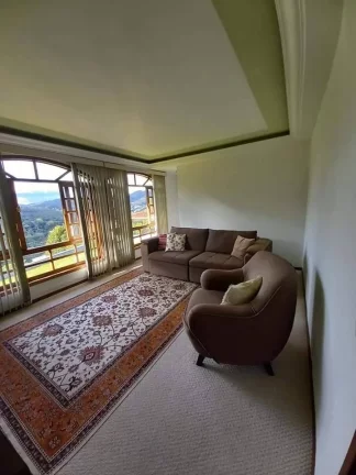 Imagem LINDA CASA A VENDA NO BAIRRO: VALE DOS PINHEIROS - NOVA FRIBURGO.