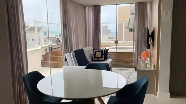 Imagem COBERTURA COM JACUZZI E VISTA MAR PARA LOCAÇÃO EM CANAJURE - FLORIANÓPOLIS