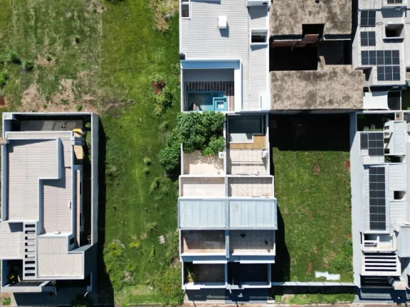 Imagem Sobrado de 248m² com Piscina em Cascavel - Recanto Tropical III - Venda