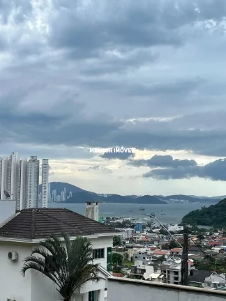 Imagem Terreno á venda em Condomínio fechado localizado em Balneário Camboriú