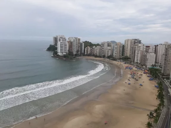 Imagem COBERTURA A BEIRA MAR