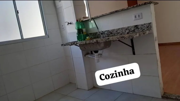 Imagem ALUGA-SE APARTAMENTO 02 DORMITORIOS PROXIMO AO MERCADO DINIZ ARAÇATUBA SP