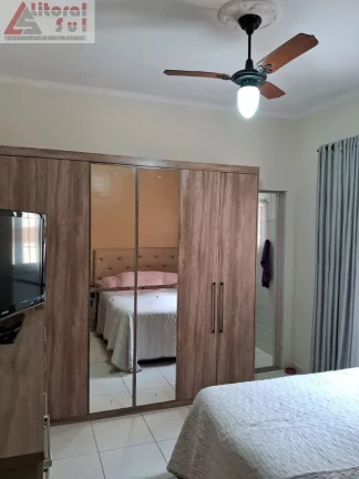 Imagem CASA RESIDENCIAL em PRAIA GRANDE - SP, TUPI