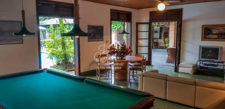 Imagem Oportunidade imperdível: Pousada comercial à venda ou locação em Guarujá-SP, bairro Guaiúba, com 9 quartos, 9 suítes, 3 salas, 11 banheiros, 9 vagas de garagem e 800,00 m² de área.