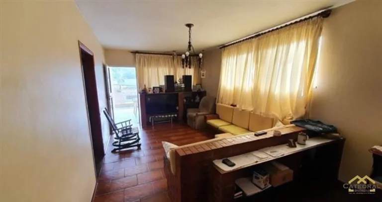 Imagem Casa a venda no Jardim Carpas com 2 quartos e muito espaçosa