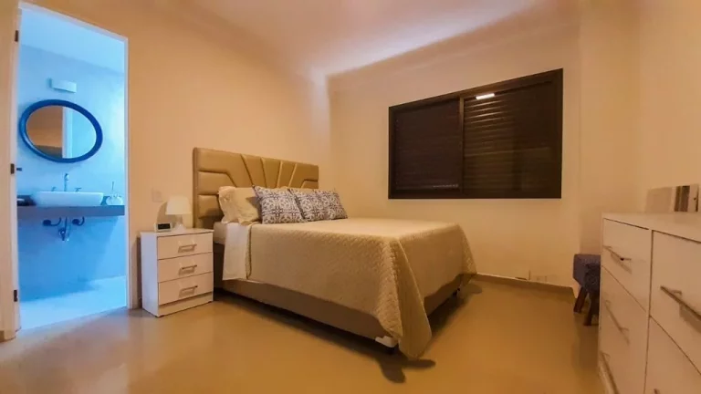 Imagem Pitangueiras - Próximo ao mar - 120 m² úteis - 2 vagas - Excelente localização.