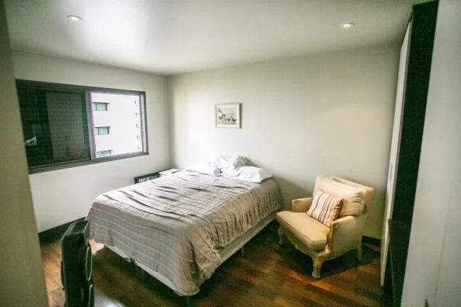 Imagem Apartamento 290M², 1 Por Andar, 3Q, 3 Suítes, 3 Banheiros, 4 Vagas, Academia, Piscina, Piscina Aquecida, Quadra, Salão de Jogos e Festas, Closet.