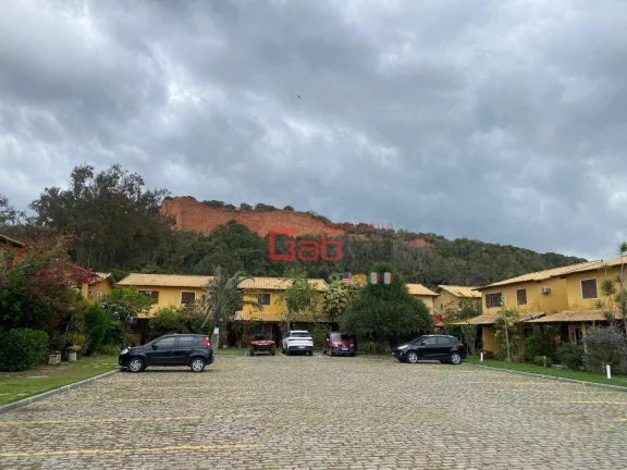 Imagem Casa diferenciada a Venda em condomínio frente mar, Área externa ampla e privativa com churrasqueira em Búzios, 550.000,00.