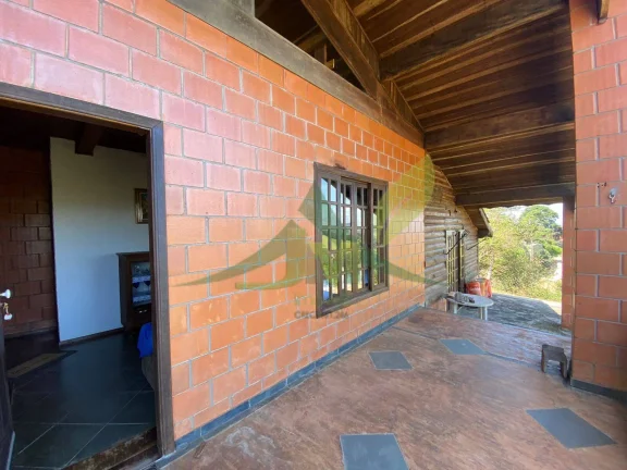 Imagem Linda Chácara à Venda no Condomínio Rancho Querência em Piracaia