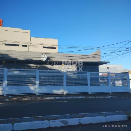 Imagem Prédio inteiro com 02 lojas em Samambaia Sul por R$ 850k