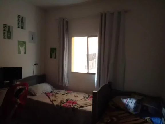 Imagem 3CASAS NO TERRENO+1 CASA DE 3 QUARTOS MUITO AMPLA COM SUÍTE+8VAGAS