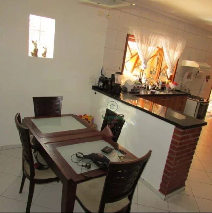 Imagem Sobrado à venda, 209 m² por R$ 530.000,00 - Jardim Rosa de Franca - Guarulhos/SP